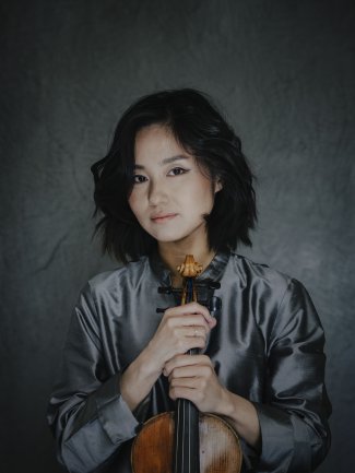 Sayaka Shoji tours South Korea and Japan to perform Beethoven